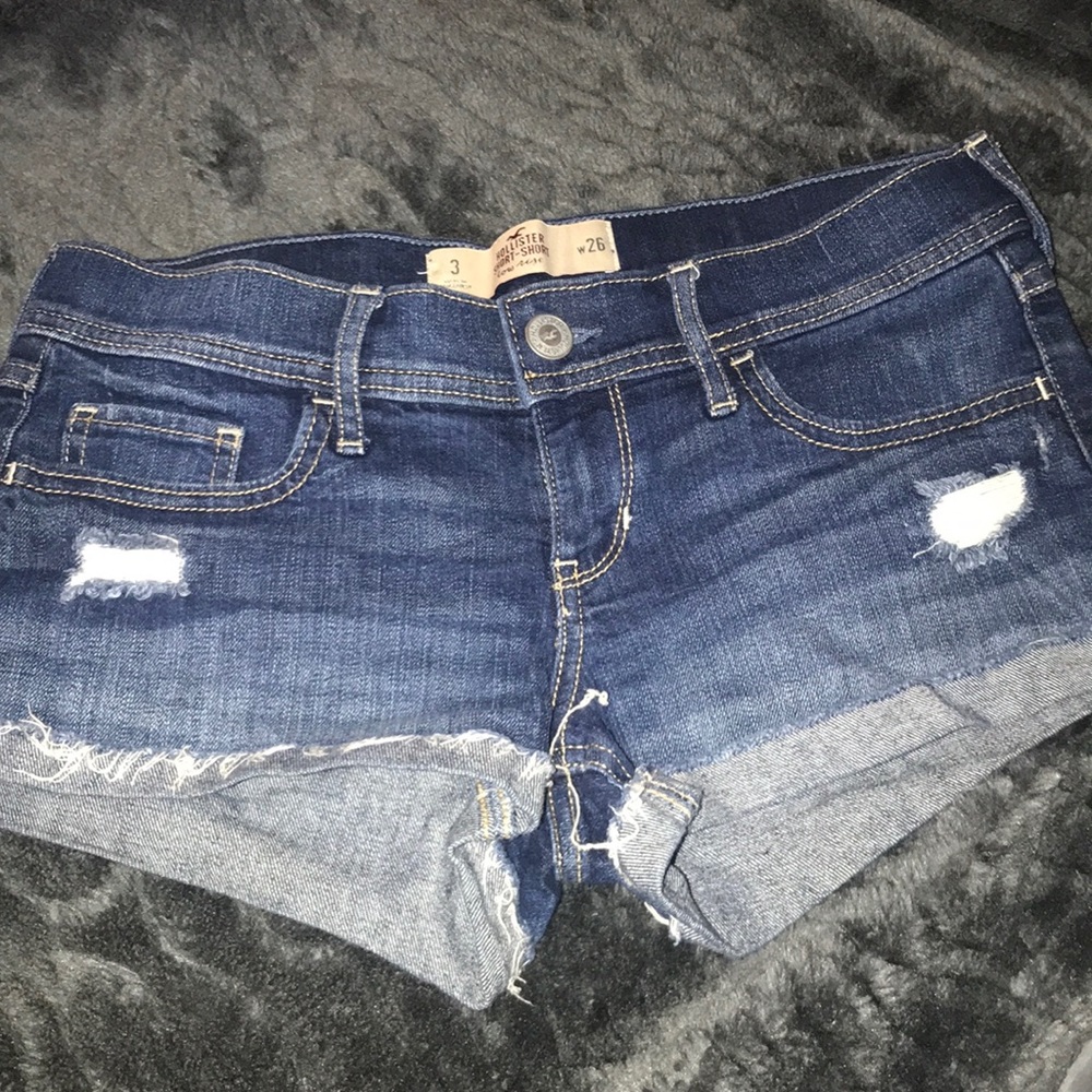 HOLLISTER SHORTS